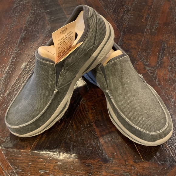 Skechers Vintage Washed Gray Slip-Ons - Picture 2 of 4